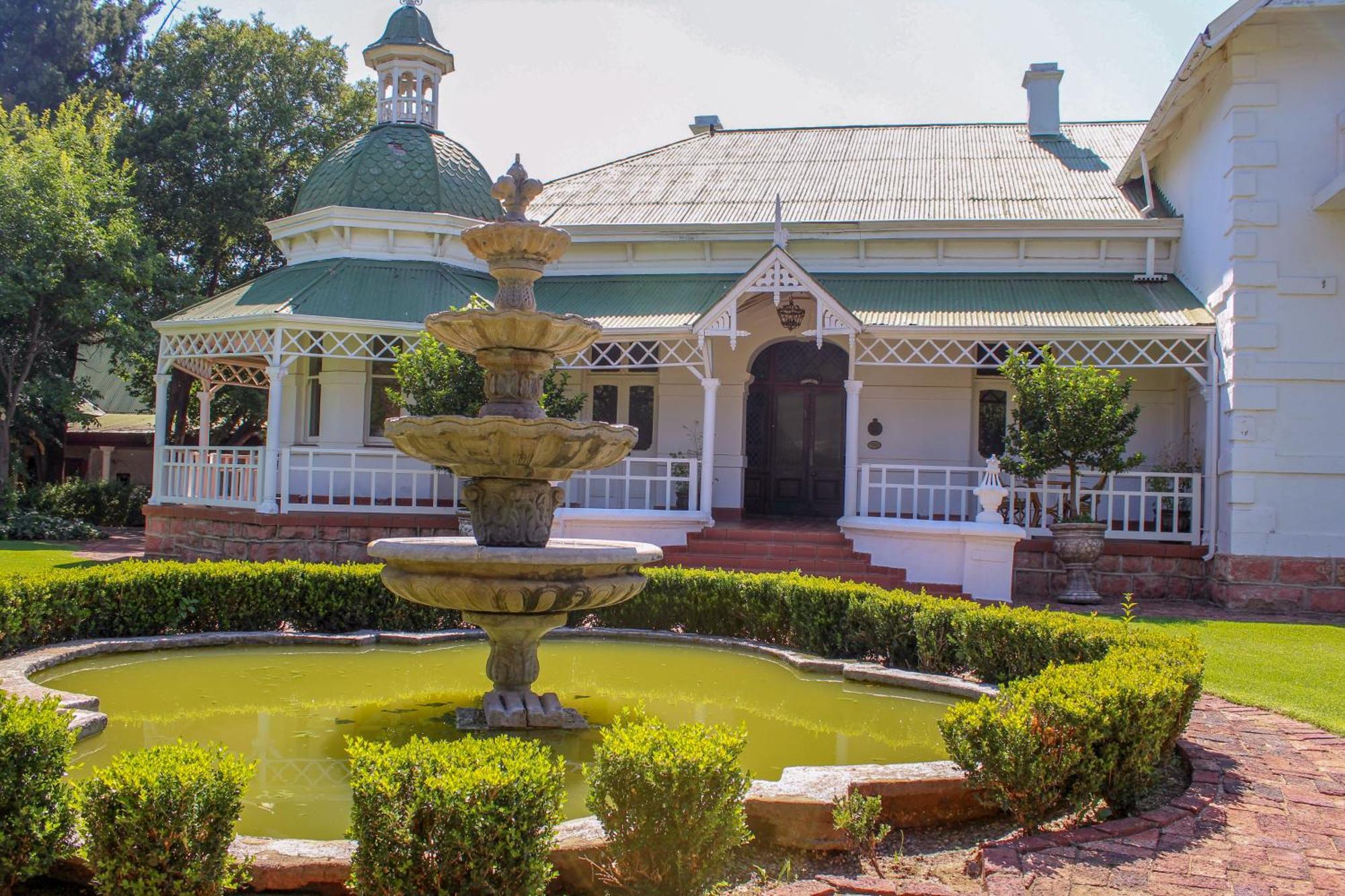 The Fountain Villa Klerksdorp Exteriör bild